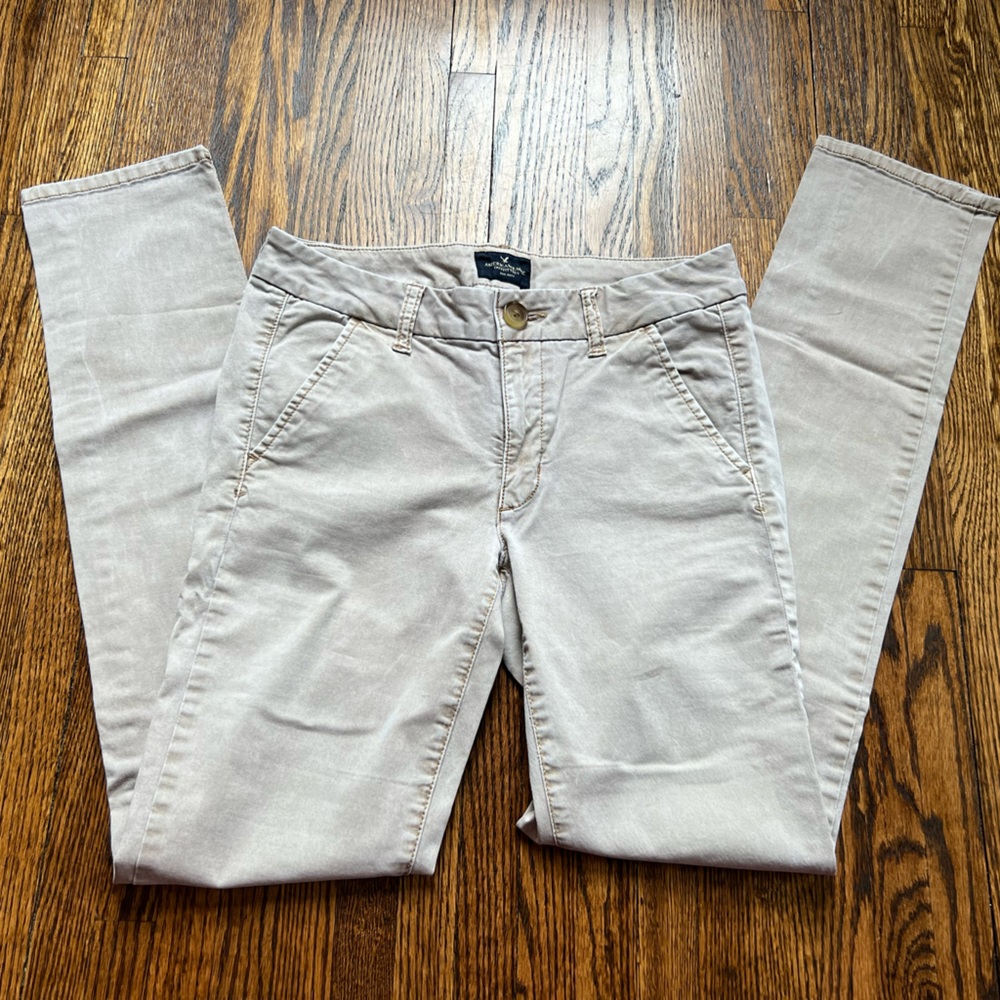 American Eagle Outfitters Skinny Khaki Pants Size 6 Long
